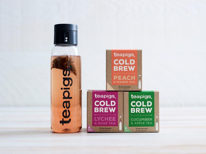 1 Joseph and Joseph Bottle and 3 Teapigs Cold Brew Teapigs Cold Brew Tea Set 